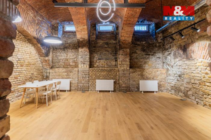 Prodej komerční nemovitosti, Kroměříž, Tovačovského, 43 m2