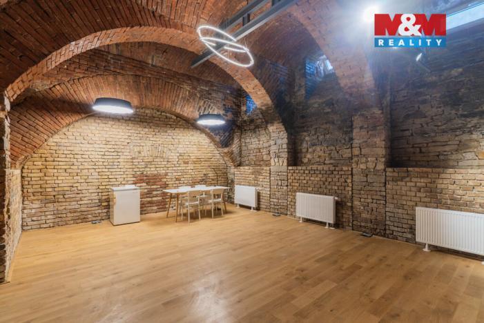 Prodej komerční nemovitosti, Kroměříž, Tovačovského, 43 m2