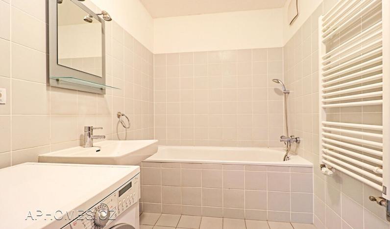 Pronájem bytu 2+kk, Praha - Holešovice, U průhonu, 69 m2