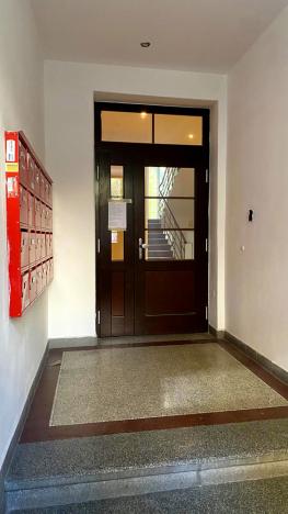 Pronájem bytu 2+kk, Praha - Vršovice, Bulharská, 45 m2