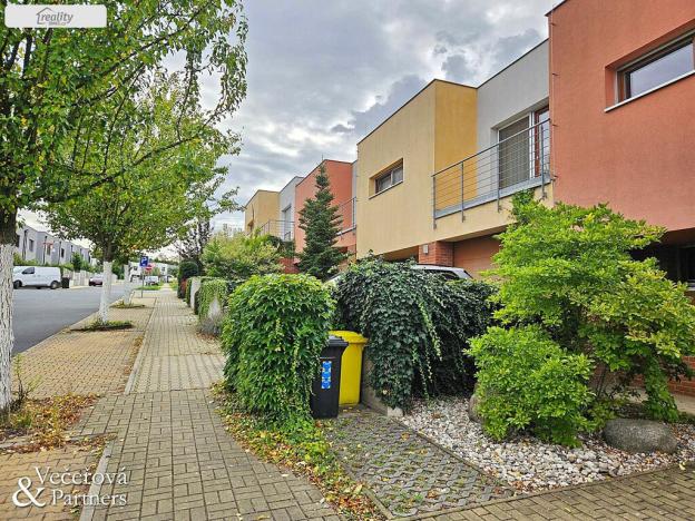 Pronájem rodinného domu, Roztoky, Železná, 189 m2