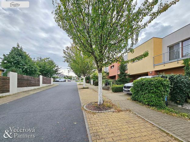 Pronájem rodinného domu, Roztoky, Železná, 189 m2