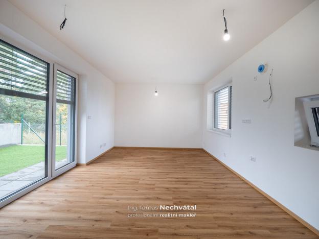 Prodej bytu 1+kk, Nemojany, 32 m2