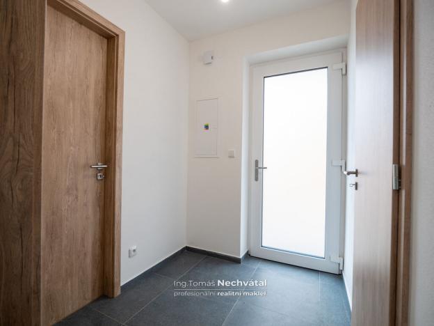 Prodej bytu 1+kk, Nemojany, 32 m2