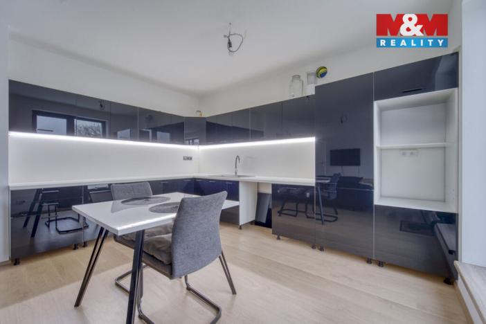 Prodej bytu 4+kk, Třemošná, Školní, 109 m2