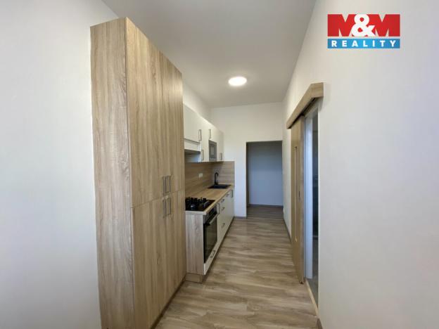 Pronájem bytu 2+1, Krnov - Pod Cvilínem, Zeyerova, 50 m2