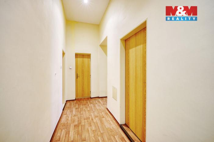 Prodej bytu 3+kk, Karlovy Vary, Zámecký vrch, 72 m2