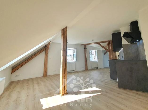 Prodej bytu 1+kk, Jablonec nad Nisou, Anenské náměstí, 61 m2