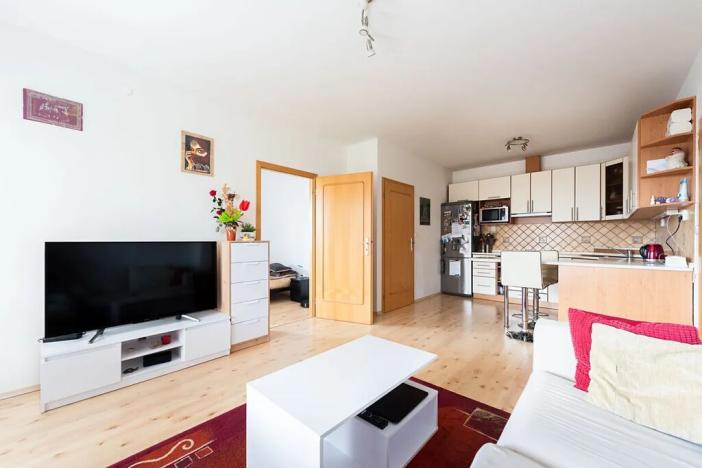 Prodej bytu 3+kk, Líšnice, 68 m2