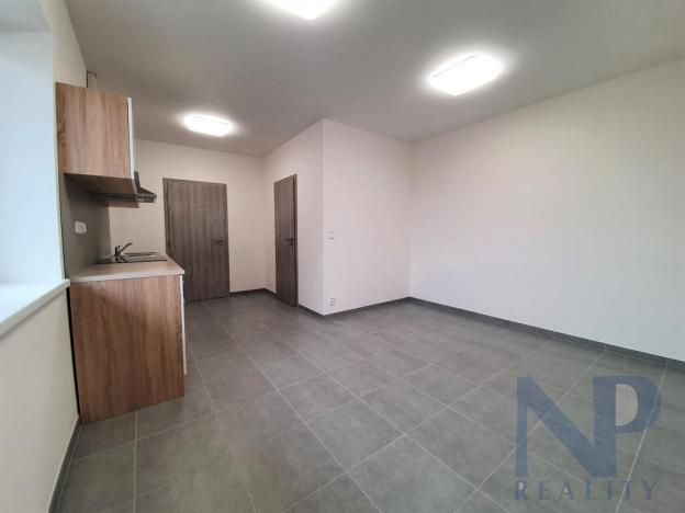 Pronájem bytu 2+kk, Sulice - Nechánice, U Obory, 39 m2