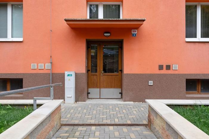 Prodej bytu 2+1, Adamov, Komenského, 55 m2