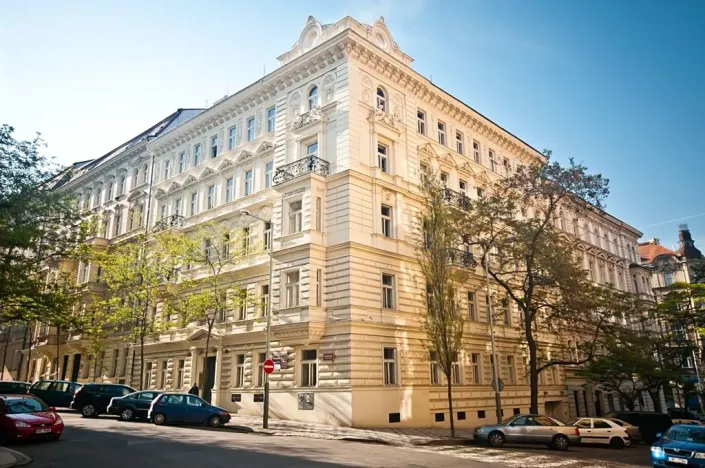 Pronájem kanceláře, Praha - Vinohrady, Mánesova, 360 m2