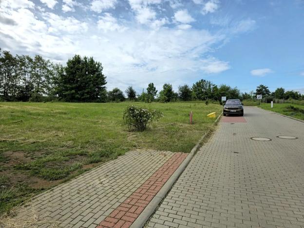 Prodej pozemku pro bydlení, Knovíz, U Kostela, 1312 m2