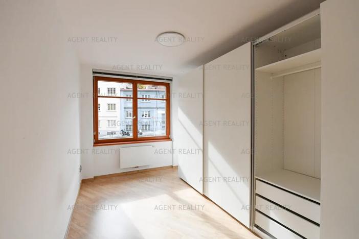 Pronájem bytu 3+kk, Praha - Břevnov, Za Strahovem, 56 m2