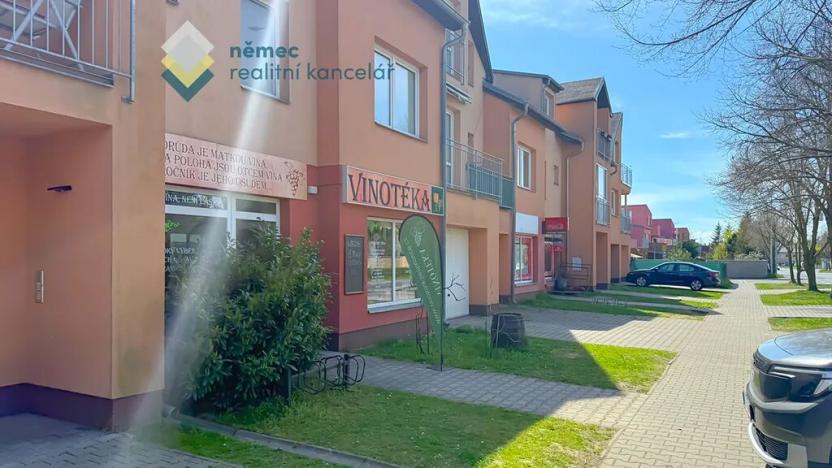 Prodej bytu 1+kk, Šestajovice, Revoluční, 19 m2