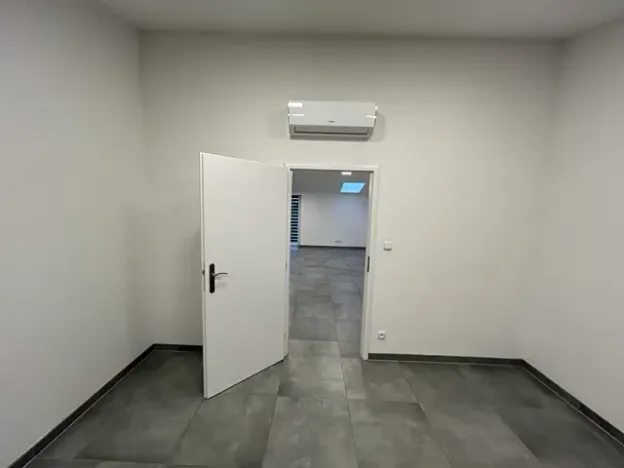 Pronájem bytu 2+kk, Ostrava, Obránců míru, 110 m2