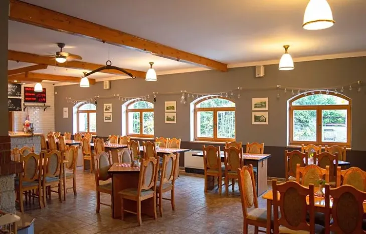 Pronájem restaurace, Šimonovice, Na Rašovce, 420 m2