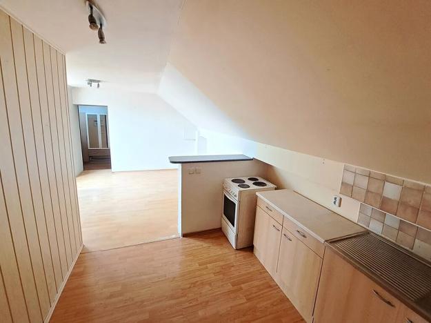 Prodej rodinného domu, Tečovice, 240 m2