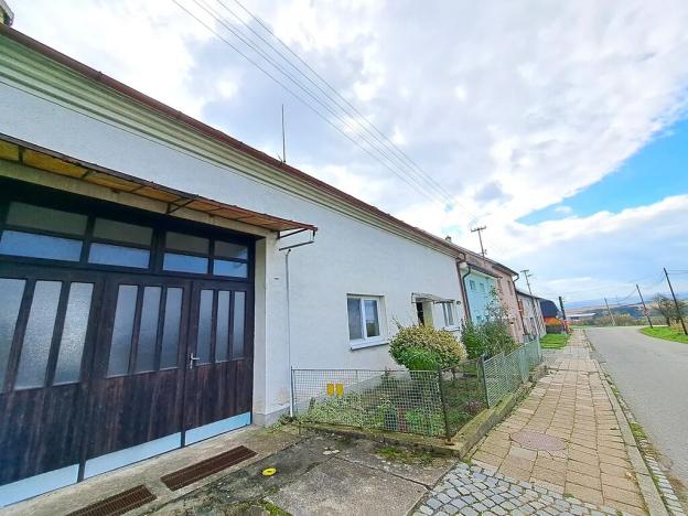 Prodej rodinného domu, Tečovice, 200 m2