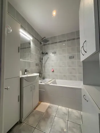 Prodej bytu 3+1, Česká Lípa, Zhořelecká, 70 m2