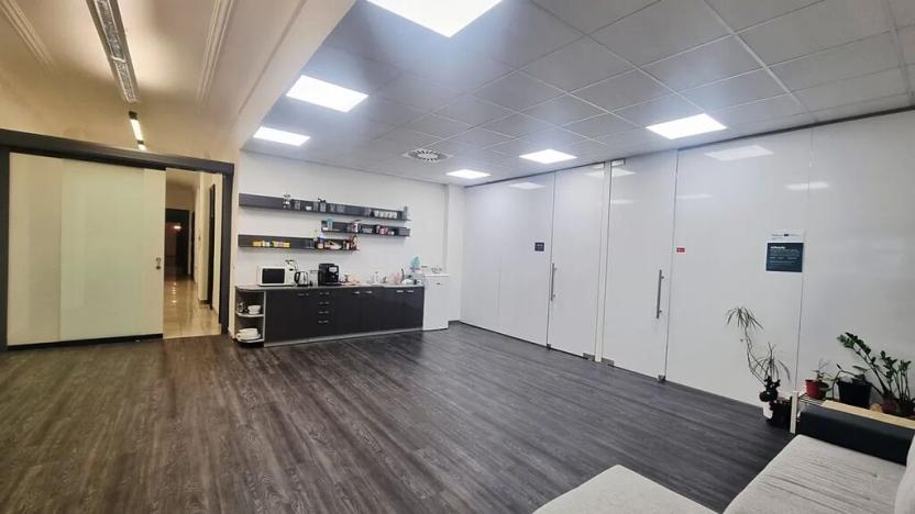 Pronájem kanceláře, Brno, Sukova, 46 m2