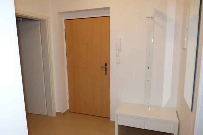 Pronájem bytu 2+kk, Zlín, Zelinova, 47 m2