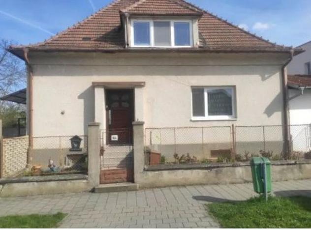 Dražba rodinného domu, Strážnice, J. Skácela, 130 m2