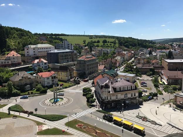 Prodej obchodního prostoru, Luhačovice, 322 m2