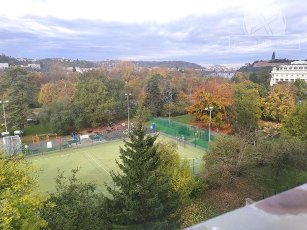 Pronájem bytu 2+1, Praha - Podolí, Podolská, 52 m2