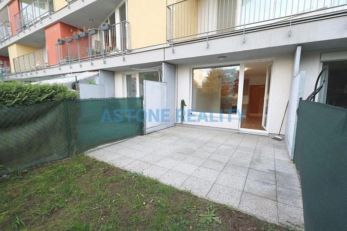 Pronájem bytu 1+kk, Praha - Zličín, Tulešická, 30 m2