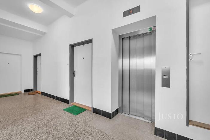 Prodej bytu 2+1, Praha - Strašnice, Na stezce, 40 m2