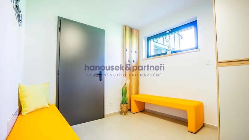 Prodej bytu 4+kk, Volary, 111 m2