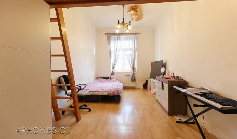 Pronájem bytu 1+1, Praha - Smíchov, Kováků, 35 m2