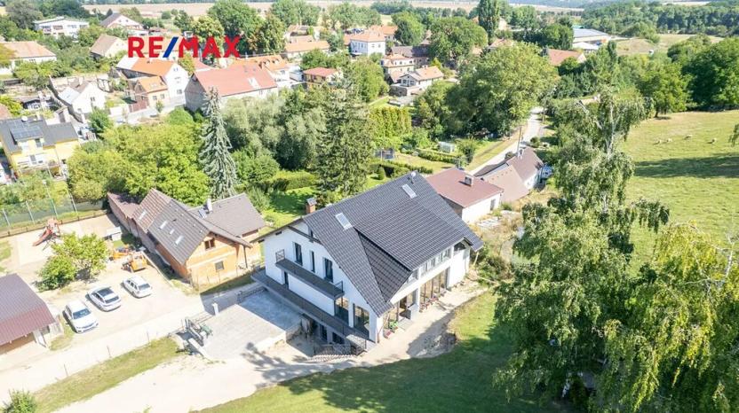 Prodej rodinného domu, Zájezd, 360 m2
