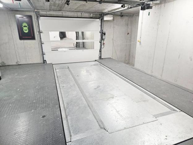 Pronájem garážového stání, Brno, Francouzská, 15 m2