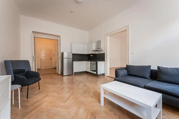 Pronájem bytu 2+kk, Praha - Nové Město, Lípová, 61 m2