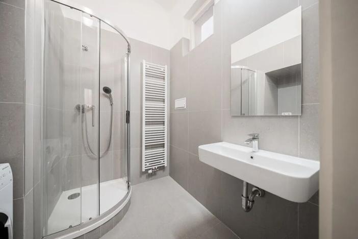 Pronájem bytu 2+kk, Praha - Nové Město, Lípová, 58 m2