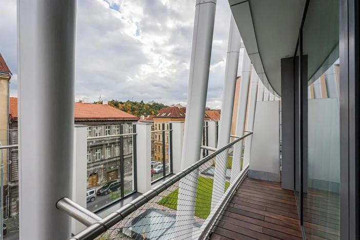 Pronájem bytu 2+kk, Praha - Smíchov, Holečkova, 88 m2