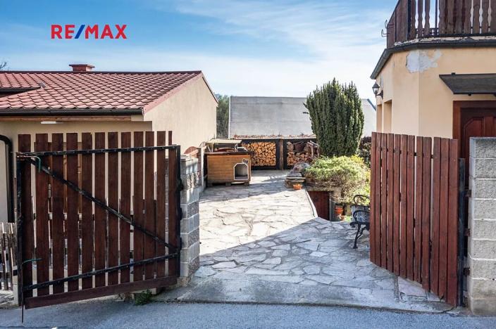 Prodej rodinného domu, Klecany, Na vršku, 120 m2