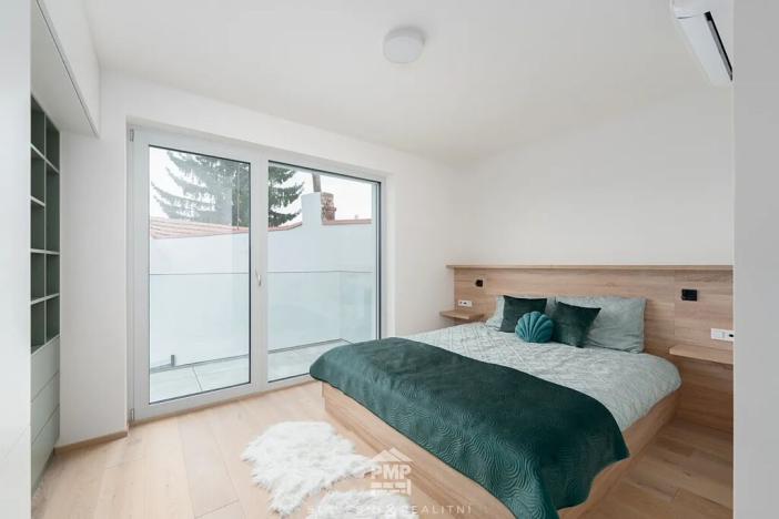 Prodej bytu 4+kk, Nebovidy, 101 m2