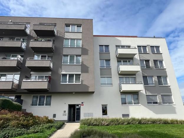 Pronájem bytu 2+kk, Praha - Letňany, Hlučkova, 46 m2