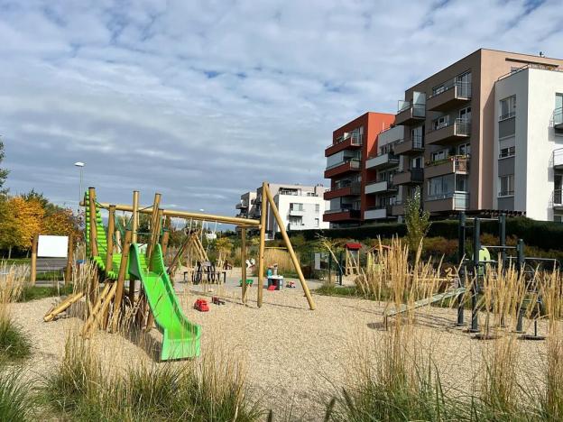 Pronájem bytu 2+kk, Praha - Letňany, Hlučkova, 46 m2