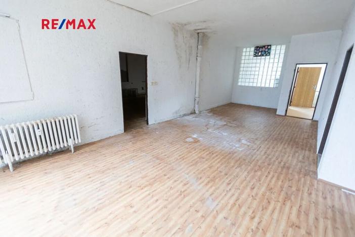 Prodej obchodního prostoru, Město Albrechtice, Míru, 1427 m2