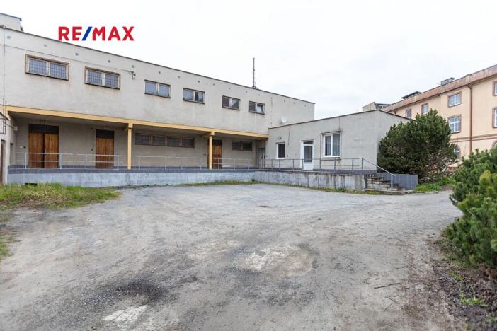 Prodej obchodního prostoru, Město Albrechtice, Míru, 1427 m2