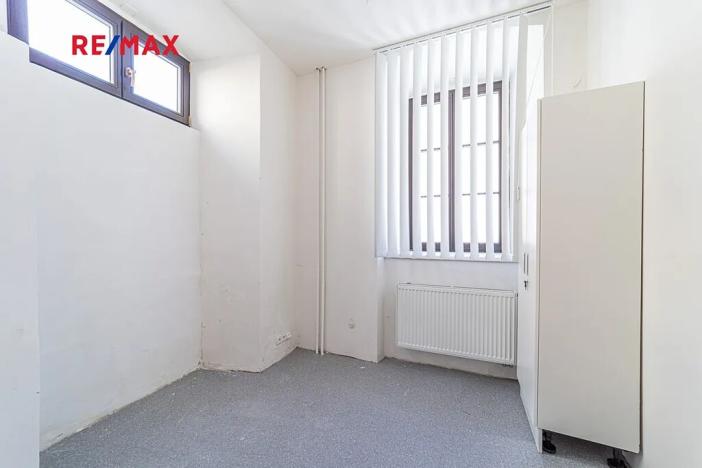 Prodej komerční nemovitosti, Králíky, 5. května, 519 m2