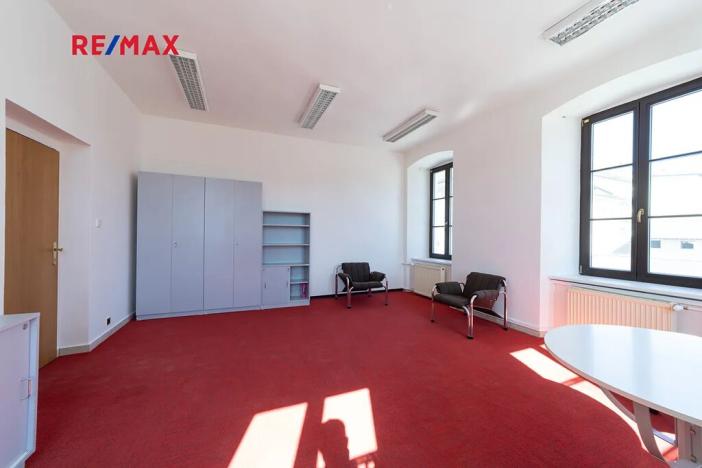 Prodej komerční nemovitosti, Králíky, 5. května, 519 m2