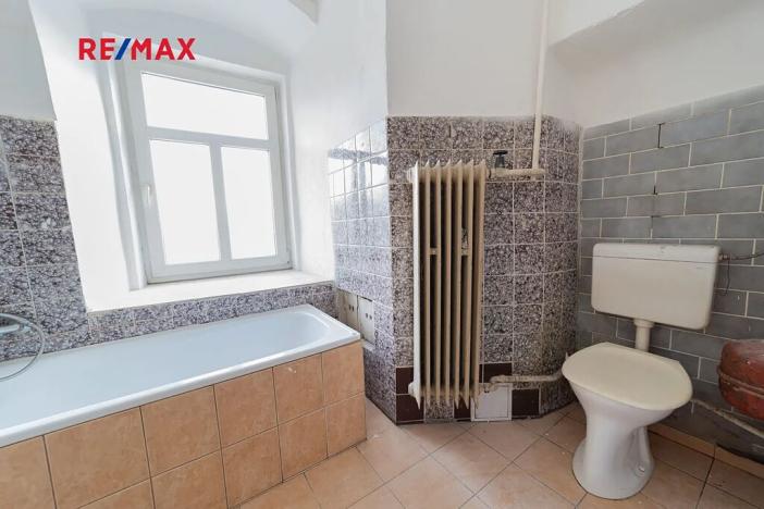 Prodej rodinného domu, Staré Město, nám. Osvobození, 444 m2