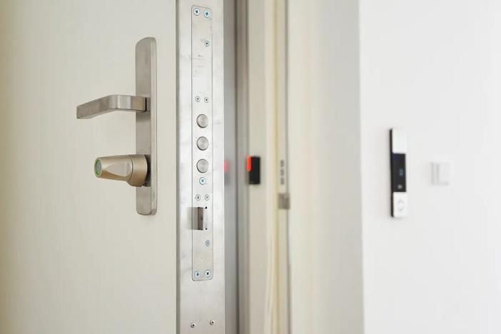 Pronájem bytu 6+kk a větší, Praha - Bubeneč, Na Marně, 273 m2