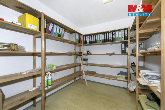 Prodej obchodního prostoru, Nýřany, 1029 m2