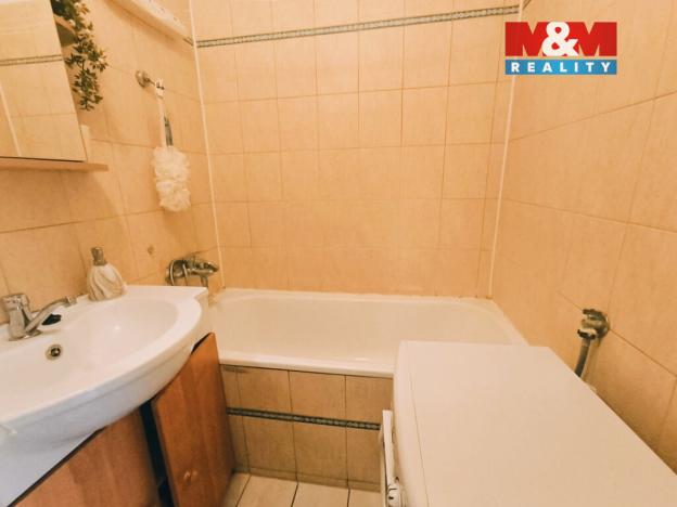 Pronájem bytu 3+1, Ústí nad Labem - Ústí nad Labem-centrum, Velká Hradební, 71 m2